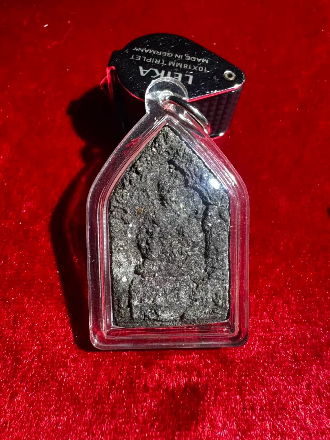 阿赞蓬 第一期坤平宝石款